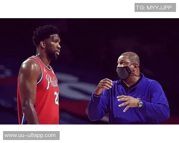 76人对阵黄蜂首发阵容解析马克西与恩比德领衔出战 76人对阵黄蜂首发阵容解析马克西与恩比德领衔出战