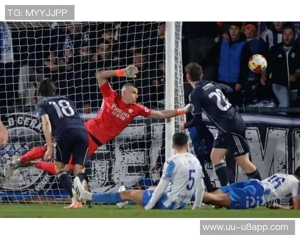 卢宁社媒分享精彩瞬间补时神扑助球队保住胜利梦想未灭